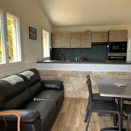 Feriehus U Latonu *